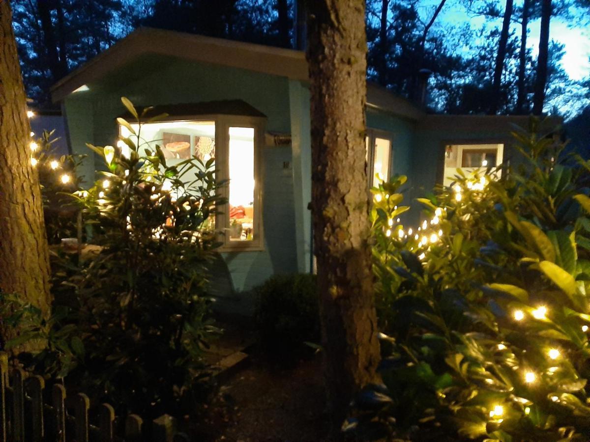 Boshuis Turquoise / smaakvol genieten op de Veluwe Hoenderloo Buitenkant foto