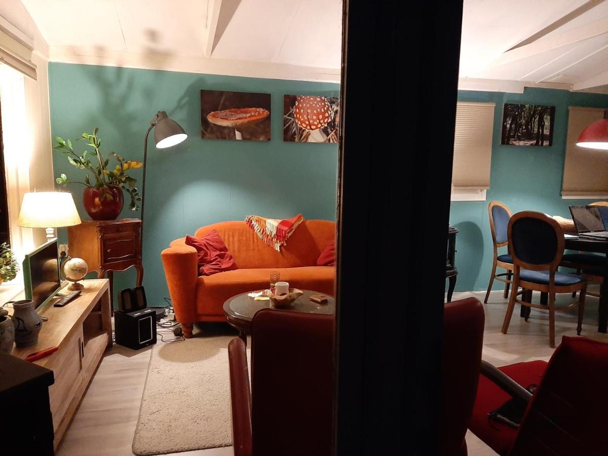 Boshuis Turquoise / smaakvol genieten op de Veluwe Hoenderloo Buitenkant foto